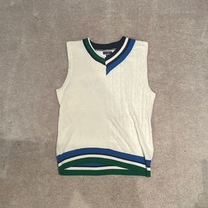 Men’s size large irregular knit vest